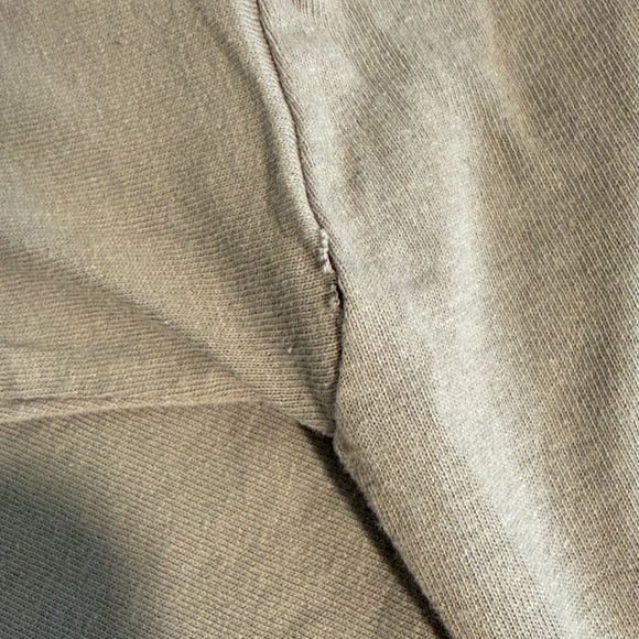 Ladrones Tee - Picture 4 of 4